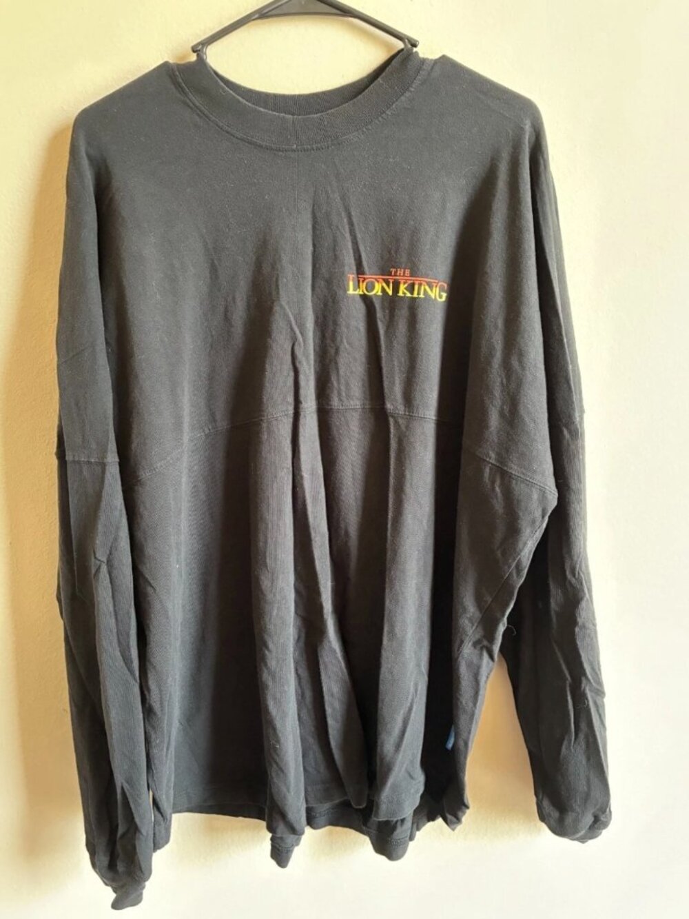 Walt Disney World Spirit Jersey XL; Disney's The Lion King; "Hakuna Matata"